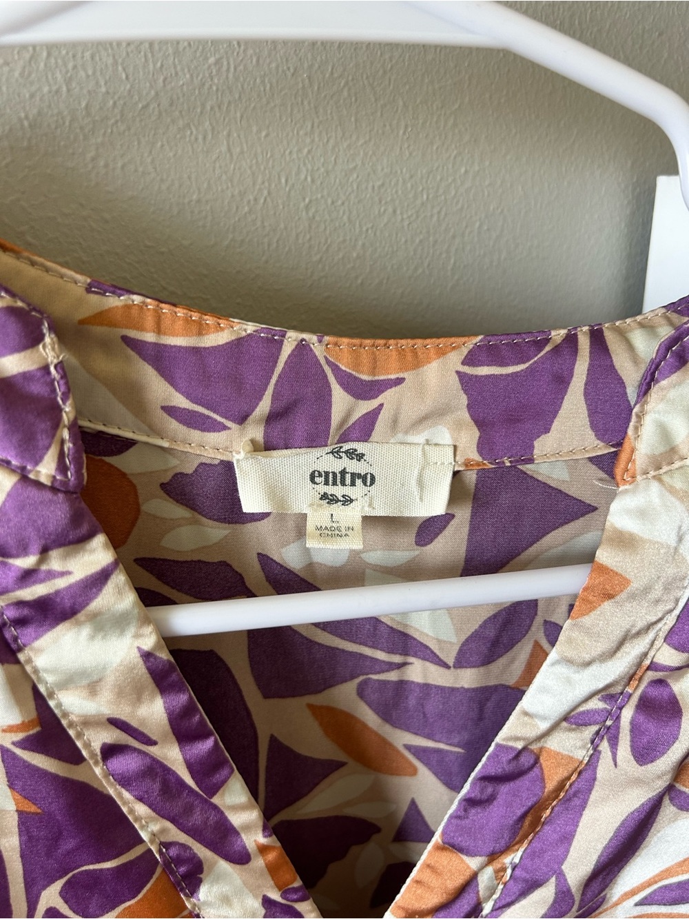 entro Purple & Orange Leaf Print V-Neck Dress - Picture 3 of 4